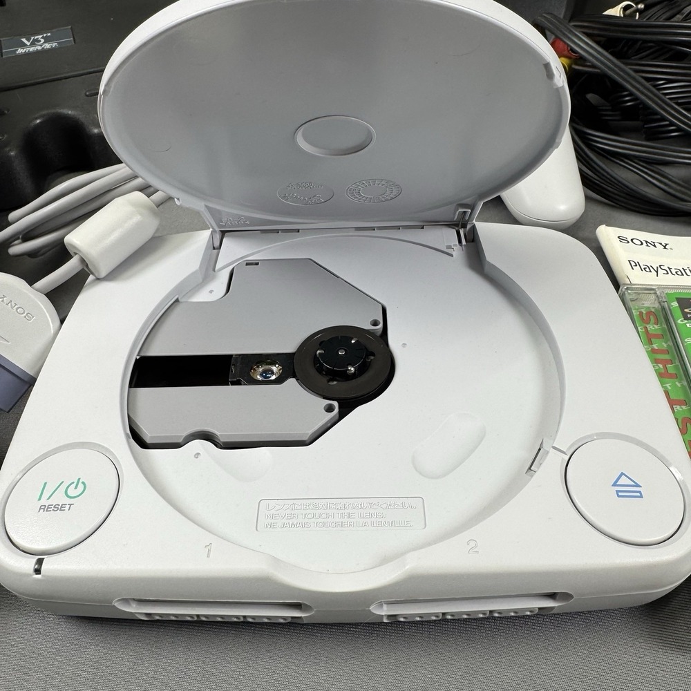 PS One Console And Racing‎ Bundle - Picture 5 of 16